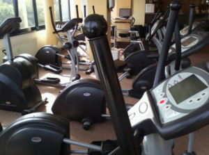 iPT Fitness Lounge Strausberg 3 300x223