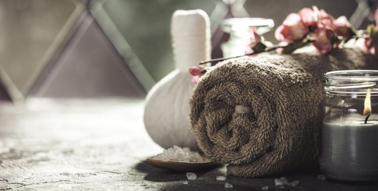 spa composition space for text natural cosmetics M75Q29E 1 768x389